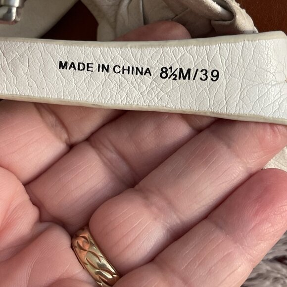 1.STATE  "Lenn" Sandals,‎ Size 8.5 M, White Leather Strapy Natural Buckle Flats - Picture 7 of 10